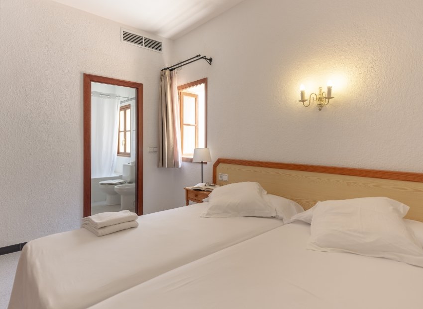 General view of the room, with the village of Banyalbufar in the background.