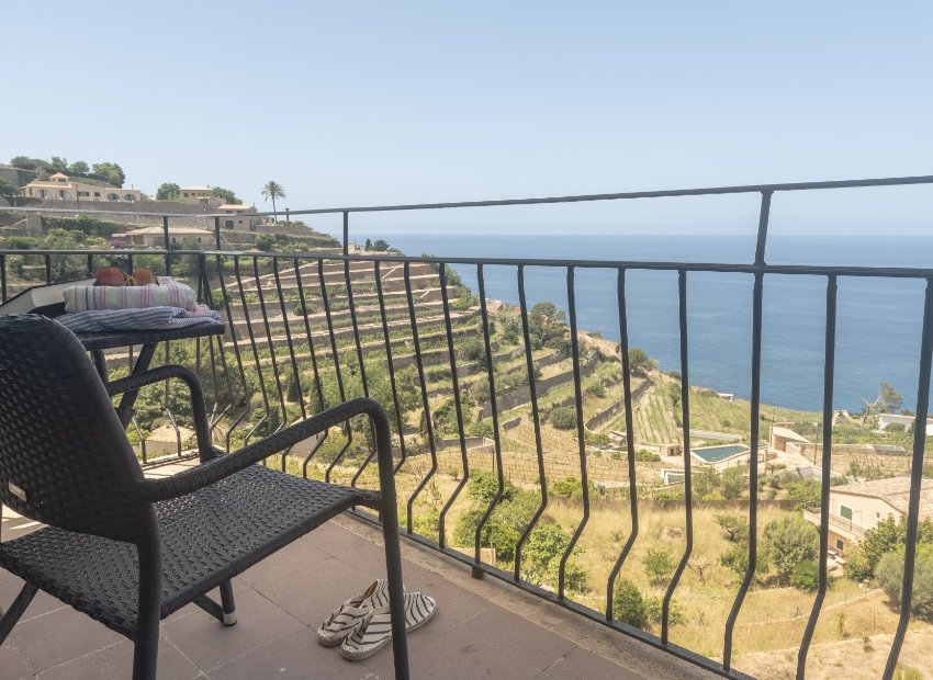 General View of the Sea View Room 